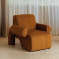 Sillón de tela para sala de estar